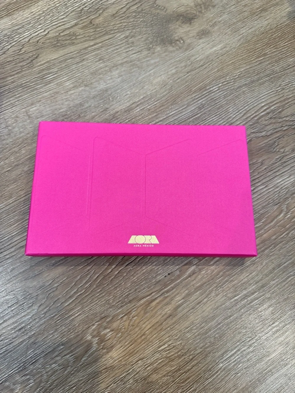 AORA Mirame Eyeshadow Palette